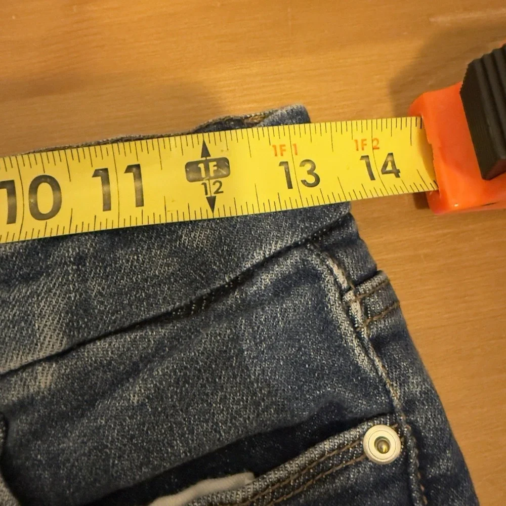 Good American Women's Jean Medium Wash Distressed Straight Leg Jeans Size‎ 6/28